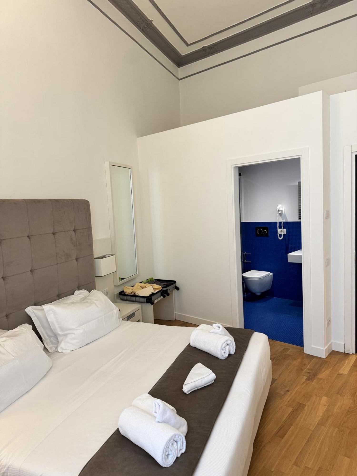 History Suite Essence Рим Екстер'єр фото